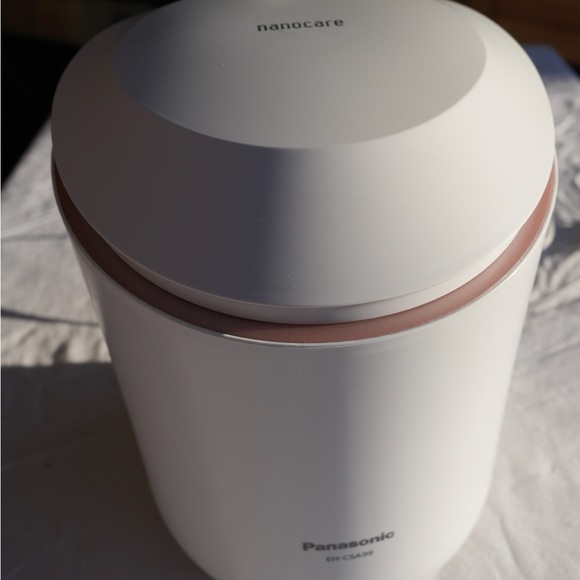 Panasonic face steam machine. Bought from Japan. No English titles. - Picture 2 of 3